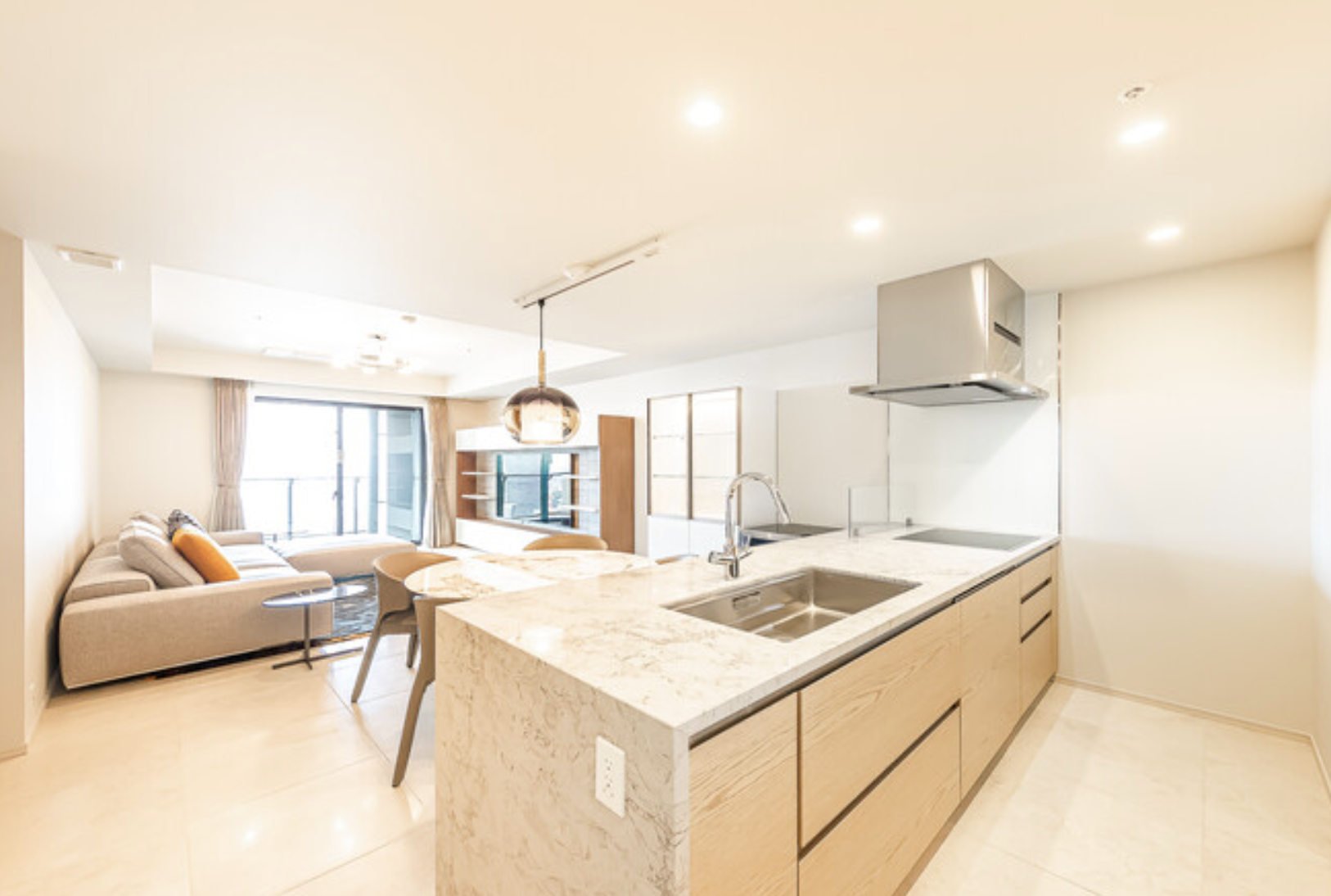 WORLD TOWER RESIDENCEの写真2